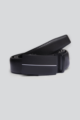 Czarny pasek z pełną klamrą 01114C90BPA