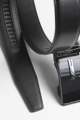 Czarny pasek 01130A90BAA