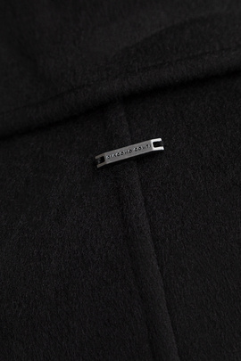 Czarny płaszcz z flauszu 00281A90GSA