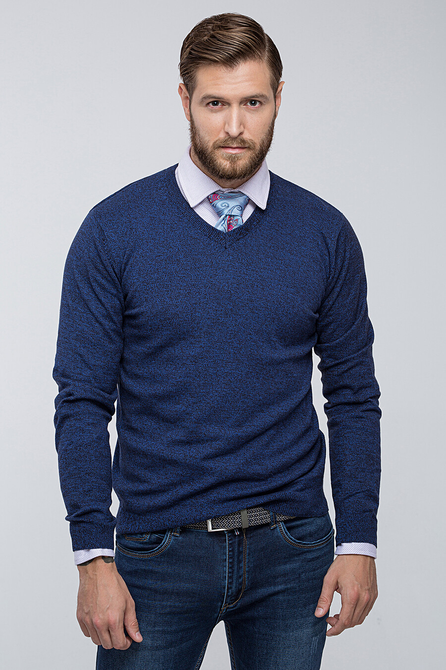 niebieski sweter V-neck