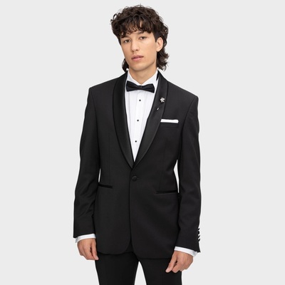 Garnitur slim fit na studniówkę