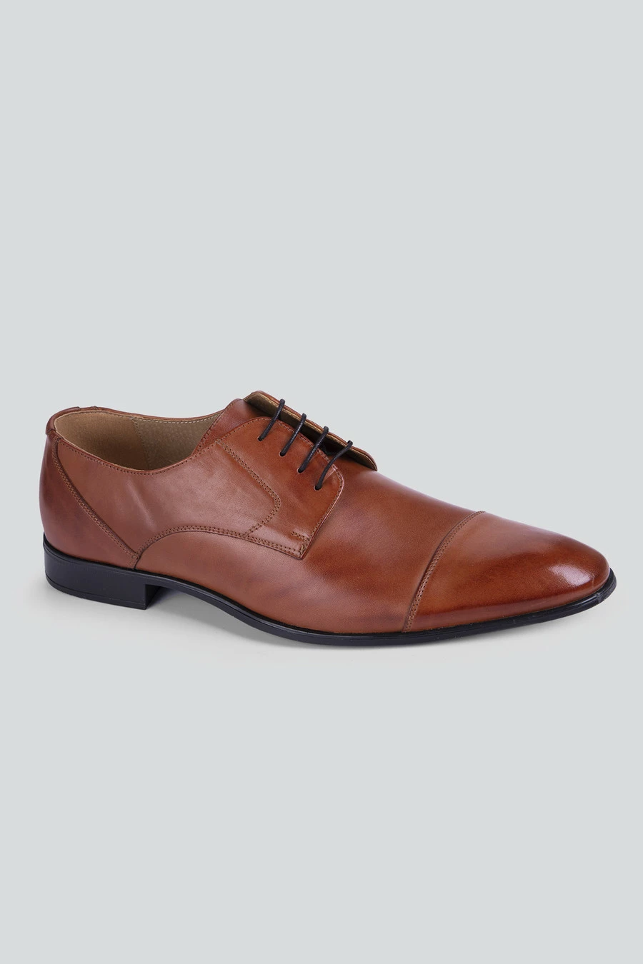 Gładkie brązowe buty BUKN000094
