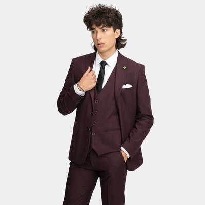 Odważna stylizacja na studniówkę