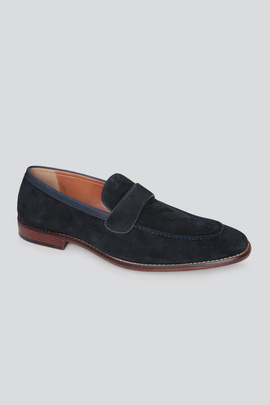 granatowe loafersy
