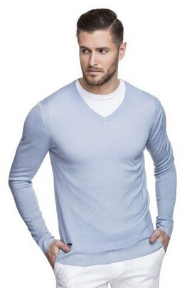 Niebieski sweter męski