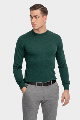 zielony sweter