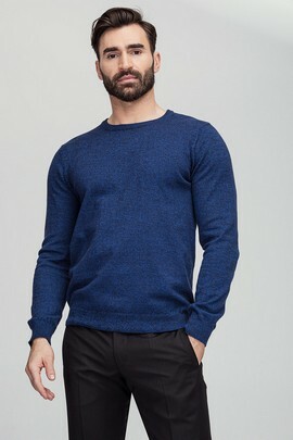 sweter niebieski