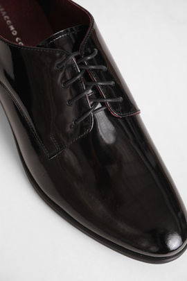 Lakierowane buty męskie czarne 00055B90LNC