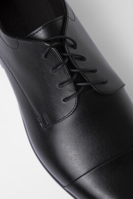 Czarne buty skórzane 00127C90DNA