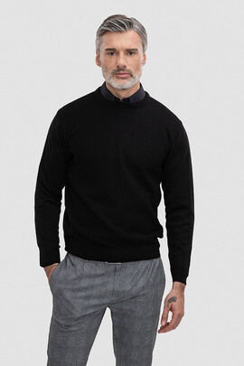 Dzianinowy czarny sweter z bawełny 01018B90RSA